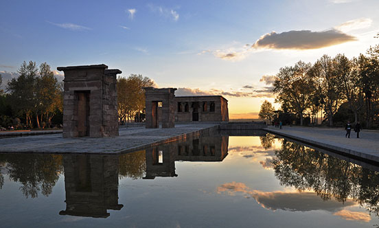 atardecer en el templo de Denob