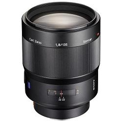 Sony 135mm f/1.8 Carl Zeiss Sonnar T* SAL135F18Z